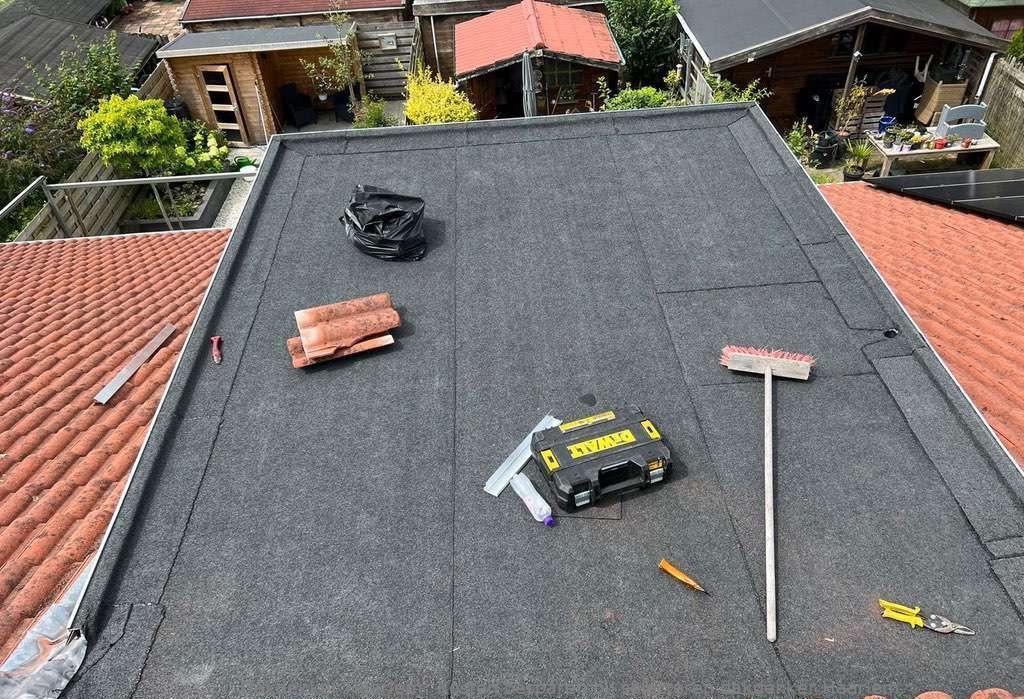 Kosten Besparen Bij Selecteren Dakdekker Haarlem